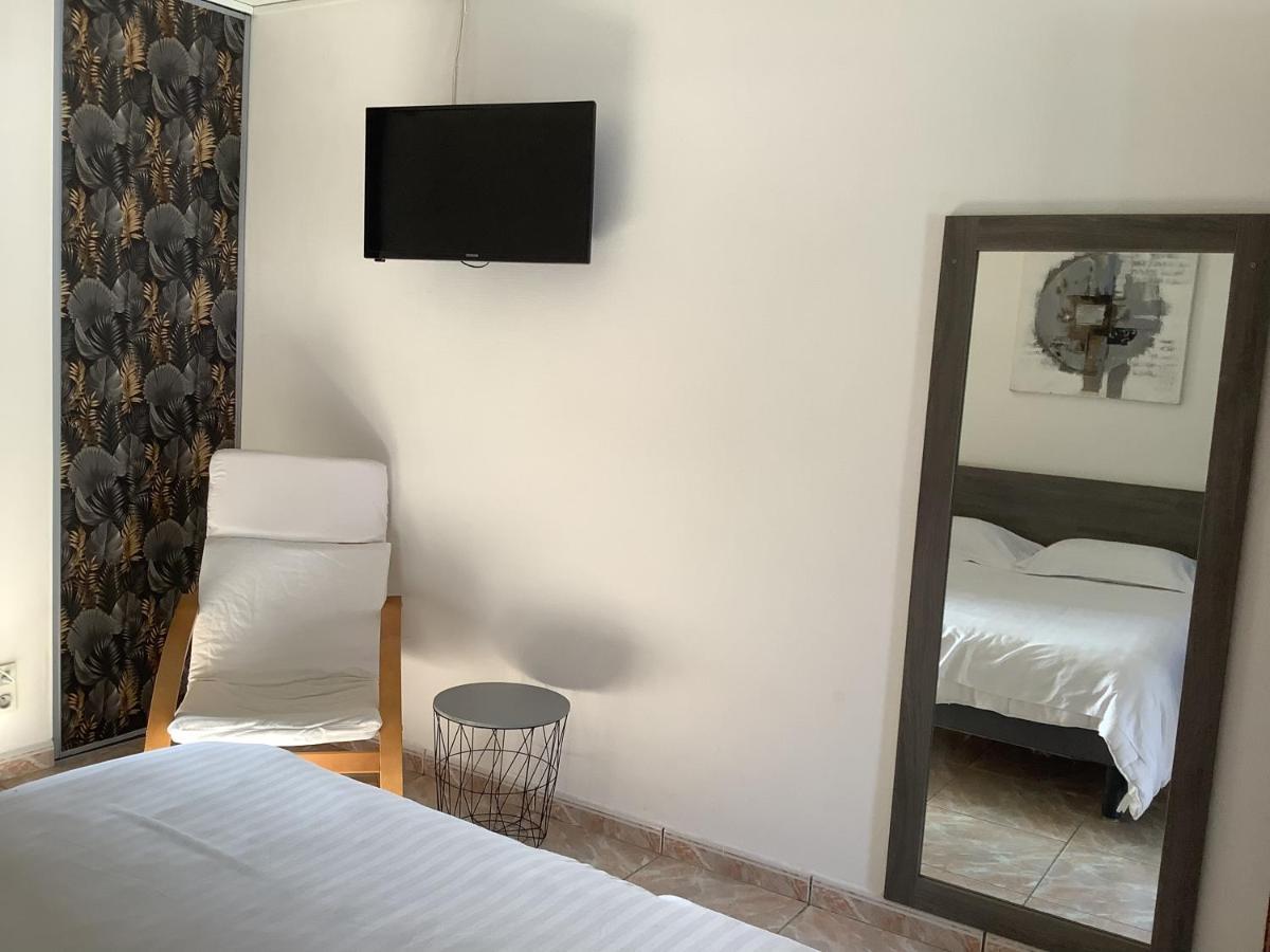 La Dolce Farniente Bed & Breakfast Biaudos Ngoại thất bức ảnh