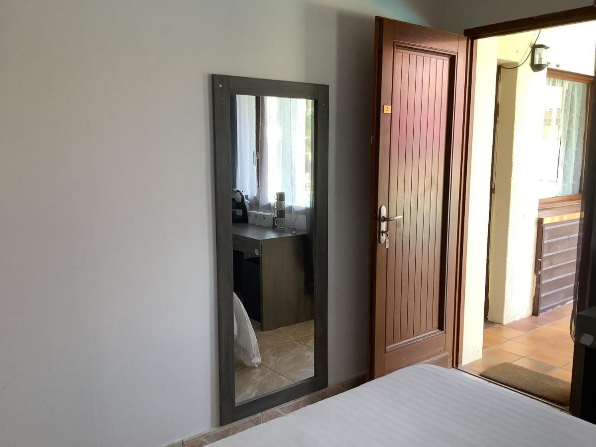 La Dolce Farniente Bed & Breakfast Biaudos Ngoại thất bức ảnh